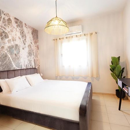 Almogim Suites Eilat Hotel (Adults Only) Buitenkant foto