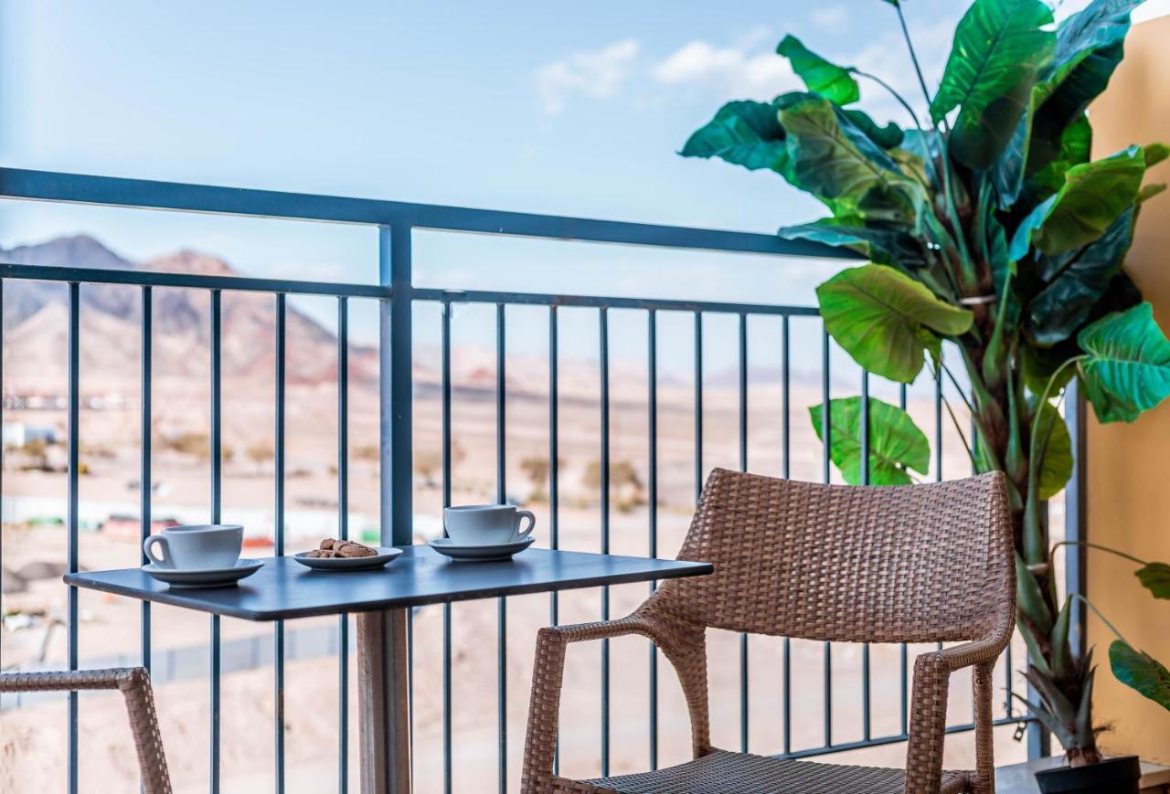 Almogim Suites Eilat Hotel (Adults Only) Buitenkant foto