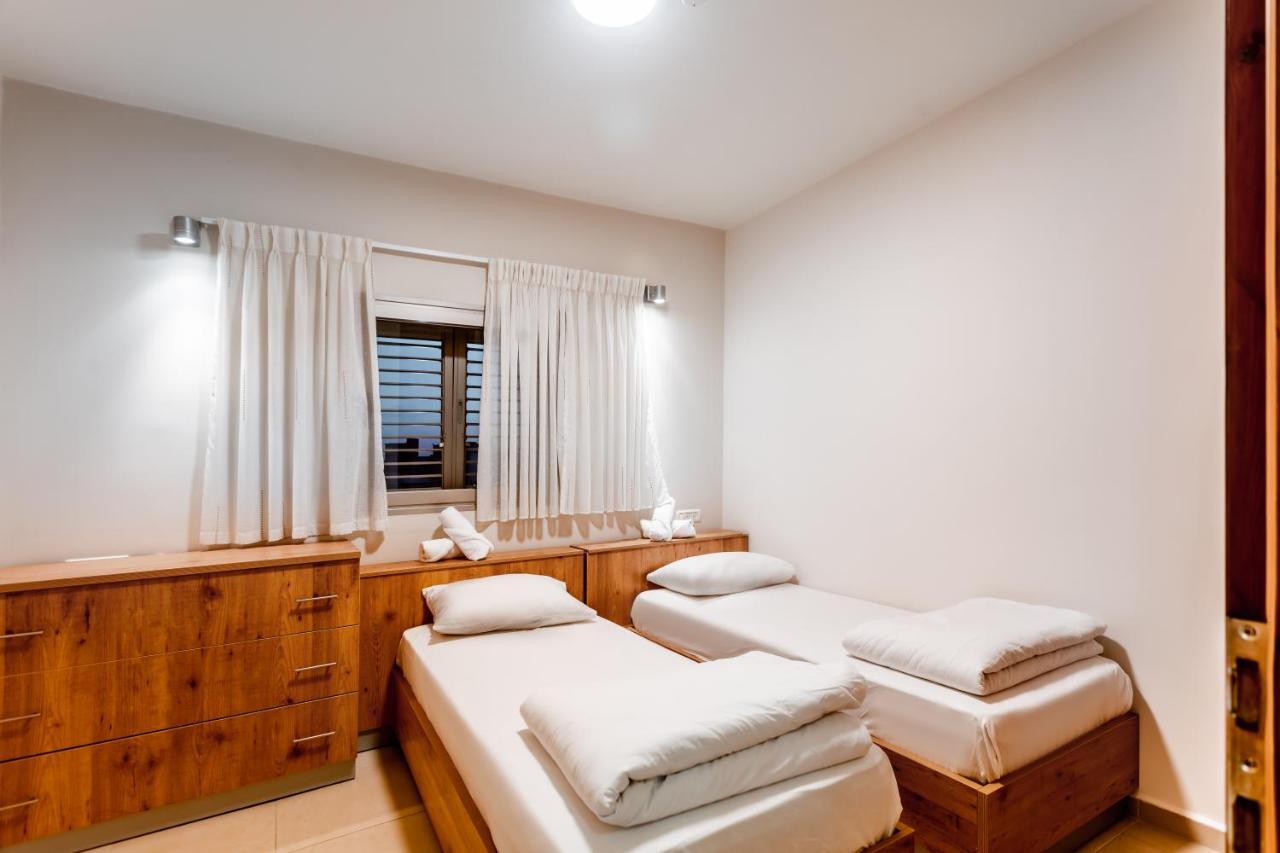 Almogim Suites Eilat Hotel (Adults Only) Buitenkant foto