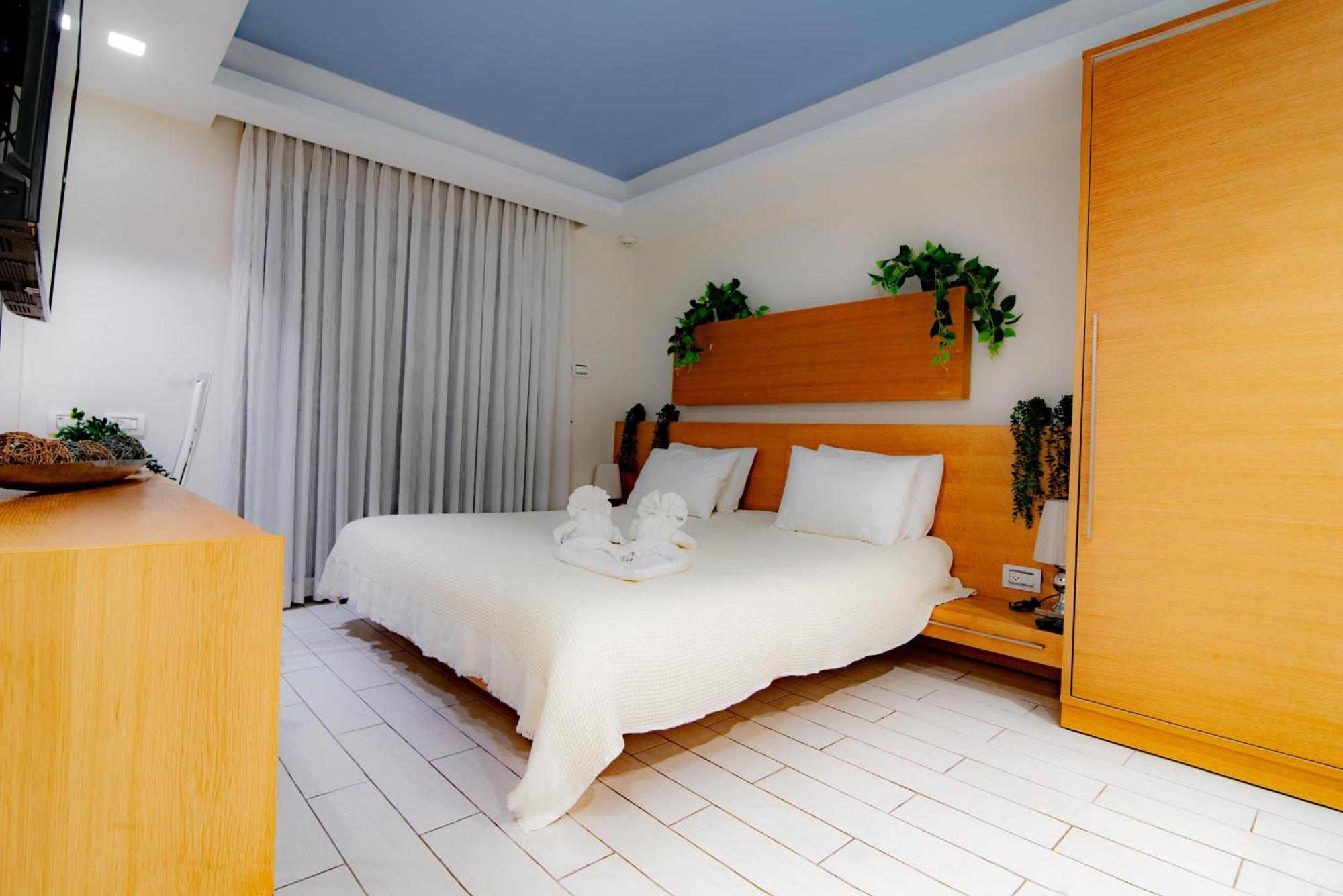Almogim Suites Eilat Hotel (Adults Only) Buitenkant foto